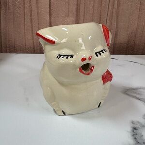 Vintage Shawnee Pottery Smiley Pig creamer